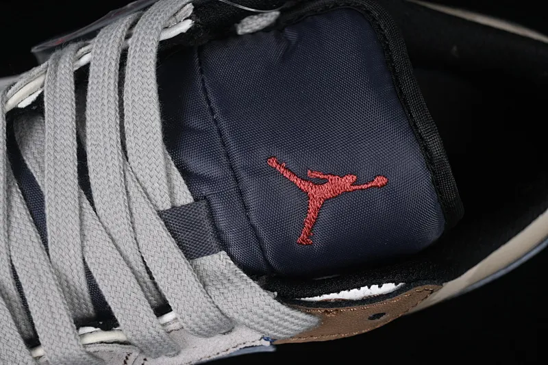 All categories Air Jordan Jordan series basketball shoes Air Jordan 1 Low Air Jordan 1 Low AJ1 Joe 1 Panda Prank Flying Skyline Burning Black Brown Blue Low-top Retro Basketball Shoes 553558-154